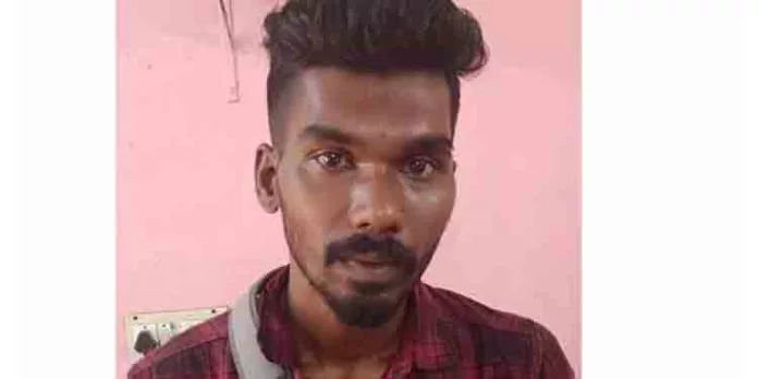 സ്വകാര്യ ബസ് യാത്രക്കിടെ പെണ്കുട്ടിയെ ഉപദ്രവിച്ച കേസില് പ്രതിയെ ഒരു മാസത്തിന് ശേഷം പോലീസ് അറസ്റ്റ് ചെയ്തു സ്വകാര്യ ബസ് യാത്രക്കിടെ പെണ്കുട്ടിയെ ഉപദ്രവിച്ച കേസില് പ്രതിയെ ഒരു മാസത്തിന് ശേഷം പോലീസ് അറസ്റ്റ് ചെയ്തു