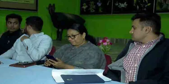 ഒറ്റയാന് അരിക്കൊമ്പനെ പിടിക്കാന് പദ്ധതി തയ്യാറാക്കി ;ചിന്നക്കനാലില് 25ന് പൂര്ണ നിരോധനാജ്ഞ ഒറ്റയാന് അരിക്കൊമ്പനെ പിടിക്കാന് പദ്ധതി തയ്യാറാക്കി ;ചിന്നക്കനാലില് 25ന് പൂര്ണ നിരോധനാജ്ഞ