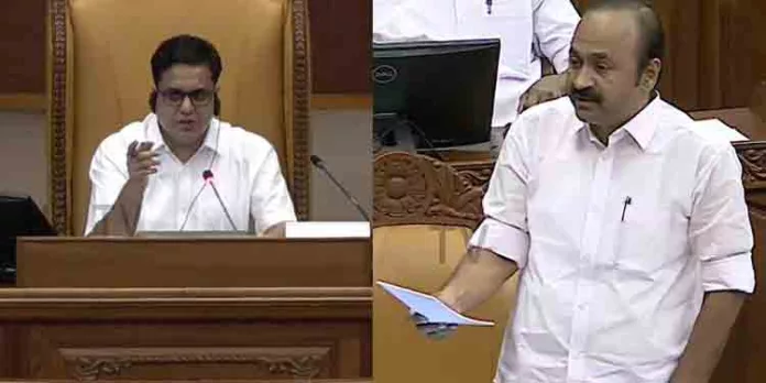 നിയമസഭയ്ക്കകത്ത് പ്രതിഷേധം കടുപ്പിച്ച് പ്രതിപക്ഷം നിയമസഭയ്ക്കകത്ത് പ്രതിഷേധം കടുപ്പിച്ച് പ്രതിപക്ഷം