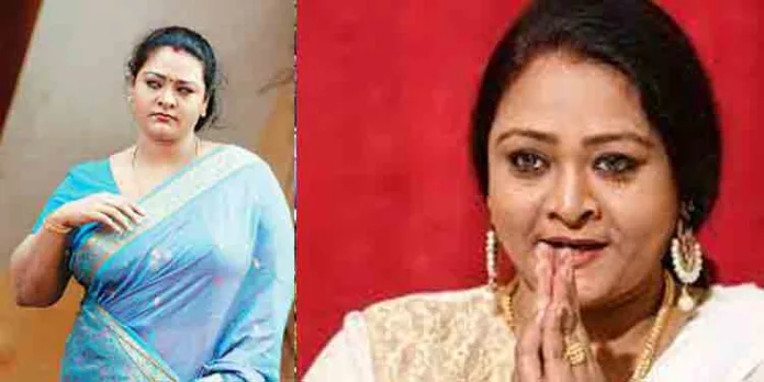 ഷക്കീലപ്പടം വിറപ്പിച്ചത് താര രാജാവിന്റെ ചിത്രങ്ങളെ, തന്റെ ചിത്രം ബാന് ചെയ്യാന് ശ്രമിച്ചത് മമ്മൂട്ടിയെന്ന് ഷക്കീല ഷക്കീലപ്പടം വിറപ്പിച്ചത് താര രാജാവിന്റെ ചിത്രങ്ങളെ, തന്റെ ചിത്രം ബാന് ചെയ്യാന് ശ്രമിച്ചത് മമ്മൂട്ടിയെന്ന് ഷക്കീല