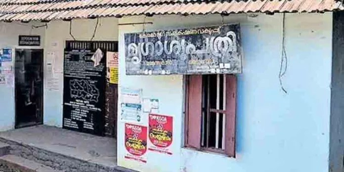 ആവശ്യത്തിന് ഡോക്ടറും ജീവനക്കാരുമുണ്ട് ; നിത്യ രോഗിയായി ആശുപത്രി ആവശ്യത്തിന് ഡോക്ടറും ജീവനക്കാരുമുണ്ട് ; നിത്യ രോഗിയായി ആശുപത്രി