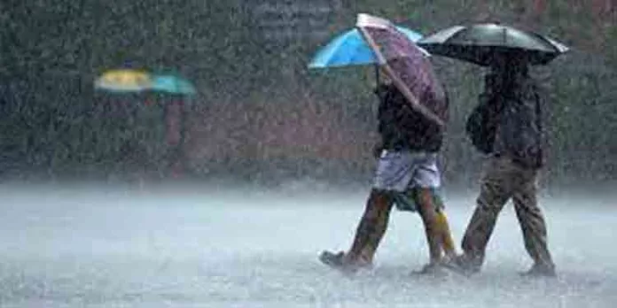 പത്തനംതിട്ട, തിരുവനന്തപുരം, കൊല്ലം,ഇടുക്കി ജില്ലകളില് ഇന്ന് ശക്തമായ മഴയ്ക്ക് സാധ്യത പത്തനംതിട്ട, തിരുവനന്തപുരം, കൊല്ലം,ഇടുക്കി ജില്ലകളില് ഇന്ന് ശക്തമായ മഴയ്ക്ക് സാധ്യത