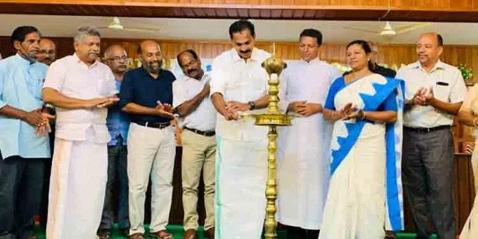 ജല വിതരണ രംഗം നവീകരിക്കണം : രാജേഷ് വാളിപ്ലാക്കൽ ജല വിതരണ രംഗം നവീകരിക്കണം : രാജേഷ് വാളിപ്ലാക്കൽ