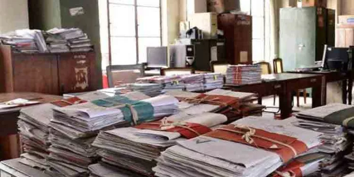 പൊതുജന സേവന കേന്ദ്രങ്ങള് എല്ലാ പഞ്ചായത്തിലും ഏപ്രില് ഒന്നിന് ആരംഭിക്കും പൊതുജന സേവന കേന്ദ്രങ്ങള് എല്ലാ പഞ്ചായത്തിലും ഏപ്രില് ഒന്നിന് ആരംഭിക്കും