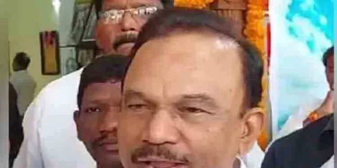 ഡല്ഹി മദ്യ അഴിമതിക്കേസ് : വൈഎസ്ആര് കോണ്ഗ്രസ് എംപി മഗുന്ത റെഡ്ഡിയെ ഇഡി ചോദ്യം ചെയ്തു ഡല്ഹി മദ്യ അഴിമതിക്കേസ് : വൈഎസ്ആര് കോണ്ഗ്രസ് എംപി മഗുന്ത റെഡ്ഡിയെ ഇഡി ചോദ്യം ചെയ്തു