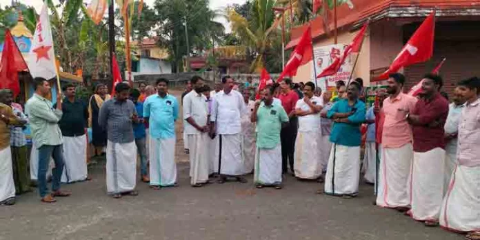 സിപിഐ(എം)നും ഡിവൈഎഫ്ഐക്കുമെതിരെ നടത്തുന്ന ദുഷ്പ്രചരണങ്ങൾക്കും കടന്നാക്രമങ്ങൾക്കെതിരെ പ്രതിഷേധo സിപിഐ(എം)നും ഡിവൈഎഫ്ഐക്കുമെതിരെ നടത്തുന്ന ദുഷ്പ്രചരണങ്ങൾക്കും കടന്നാക്രമങ്ങൾക്കെതിരെ പ്രതിഷേധo