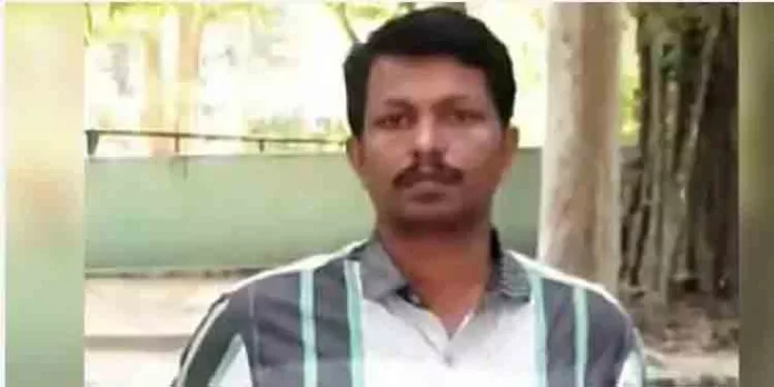 സ്ത്രീകളുടെ ചിത്രം മോര്ഫ് ചെയ്ത് പ്രചരിപ്പിച്ച സിപിഎം മുന് ലോക്കല് കമ്മിറ്റി അംഗം മരിച്ച നിലയില് സ്ത്രീകളുടെ ചിത്രം മോര്ഫ് ചെയ്ത് പ്രചരിപ്പിച്ച സിപിഎം മുന് ലോക്കല് കമ്മിറ്റി അംഗം മരിച്ച നിലയില്