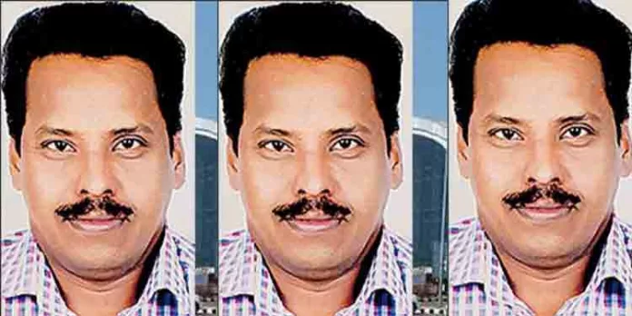 രാജ്യാന്തര വിമാനത്താവളത്തിനുള്ളിൽ അറ്റകുറ്റപ്പണിക്കിടെ ഇരുമ്പു വടം പൊട്ടി അപകടം ; കരാർ തൊഴിലാളിക്ക് ദാരുണാന്ത്യം രാജ്യാന്തര വിമാനത്താവളത്തിനുള്ളിൽ അറ്റകുറ്റപ്പണിക്കിടെ ഇരുമ്പു വടം പൊട്ടി അപകടം ; കരാർ തൊഴിലാളിക്ക് ദാരുണാന്ത്യം