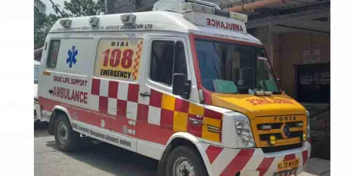 കോന്നിയിൽ 108 ആംബുലൻസ് സേവനം പന്ത്രണ്ട് മണിക്കൂർ മാത്രം കോന്നിയിൽ 108 ആംബുലൻസ് സേവനം പന്ത്രണ്ട് മണിക്കൂർ മാത്രം