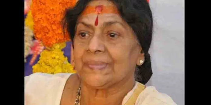 ചിരിച്ചും കരഞ്ഞും കരയിച്ചും മലയാള സിനിമയുടെ ചേച്ചിയും അമ്മയുമൊക്കെയായി മാറിയ സുകുമാരിയുടെ ഓർമ്മകൾക്ക് പത്ത് വയസ് ചിരിച്ചും കരഞ്ഞും കരയിച്ചും മലയാള സിനിമയുടെ ചേച്ചിയും അമ്മയുമൊക്കെയായി മാറിയ സുകുമാരിയുടെ ഓർമ്മകൾക്ക് പത്ത് വയസ്