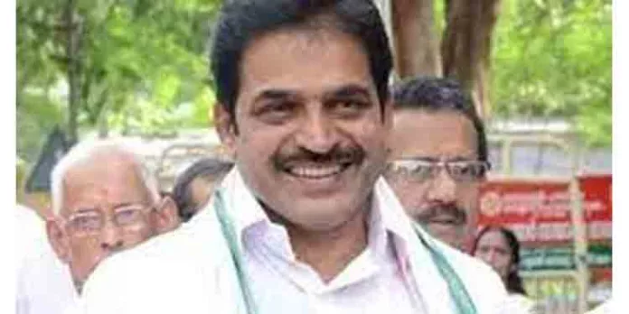 കര്ണാടക നിയമസഭാ തെരഞ്ഞെടുപ്പില് നേതൃത്വം നല്കാന് കെ.സി.വി ഉള്പ്പെടെ കേരളത്തില് നിന്ന് 5 പേര് കര്ണാടക നിയമസഭാ തെരഞ്ഞെടുപ്പില് നേതൃത്വം നല്കാന് കെ.സി.വി ഉള്പ്പെടെ കേരളത്തില് നിന്ന് 5 പേര്
