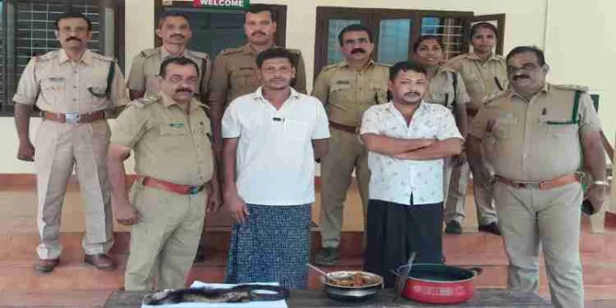 മരപ്പട്ടിയെ കൊന്ന് കറിവെച്ച സംഭവം ; കോന്നിയിൽ രണ്ടുപേർ പിടിയിൽ മരപ്പട്ടിയെ കൊന്ന് കറിവെച്ച സംഭവം ; കോന്നിയിൽ രണ്ടുപേർ പിടിയിൽ