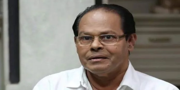 ഇന്നസെന്റിന്റെ ആരോഗ്യ നില അതീവ ഗുരുതരം, പ്രചരിക്കുന്ന മറ്റ് വാര്ത്തകള് തെറ്റെന്ന് ആശുപത്രി അധികൃതര് ഇന്നസെന്റിന്റെ ആരോഗ്യ നില അതീവ ഗുരുതരം, പ്രചരിക്കുന്ന മറ്റ് വാര്ത്തകള് തെറ്റെന്ന് ആശുപത്രി അധികൃതര്