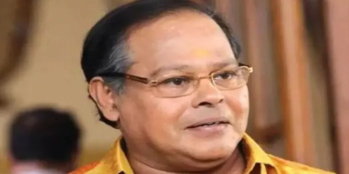 അദ്ദേഹം തിരിച്ചുവരുമെന്ന് പ്രതീക്ഷിക്കാം ; ഇന്നസെന്റിനെ സന്ദര്ശിച്ച് മന്ത്രി സജി ചെറിയാന് അദ്ദേഹം തിരിച്ചുവരുമെന്ന് പ്രതീക്ഷിക്കാം ; ഇന്നസെന്റിനെ സന്ദര്ശിച്ച് മന്ത്രി സജി ചെറിയാന്