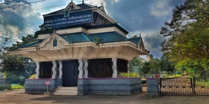 കാര്ഷിക സര്വകലാശാലയിലെ അതിക്രമം : കുറ്റക്കാര്ക്കെതിരെ ഉടന് നടപടി വേണമെന്ന് മന്ത്രിയുടെ നിര്ദേശം കാര്ഷിക സര്വകലാശാലയിലെ അതിക്രമം : കുറ്റക്കാര്ക്കെതിരെ ഉടന് നടപടി വേണമെന്ന് മന്ത്രിയുടെ നിര്ദേശം