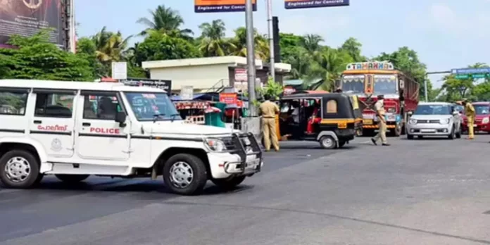 സംസ്ഥാന പോലീസില് വന് ഇന്ധന പ്രതിസന്ധി, പട്രോളിംഗ് മുടങ്ങും സംസ്ഥാന പോലീസില് വന് ഇന്ധന പ്രതിസന്ധി, പട്രോളിംഗ് മുടങ്ങും