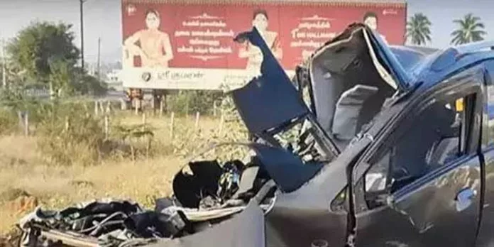 തേനിയിൽ കാർ ലോറിയിലിടിച്ചുണ്ടായ അപകടത്തിൽ മരിച്ചത് കോട്ടയം തിരുവാതുക്കൽ സ്വദേശികള് തേനിയിൽ കാർ ലോറിയിലിടിച്ചുണ്ടായ അപകടത്തിൽ മരിച്ചത് കോട്ടയം തിരുവാതുക്കൽ സ്വദേശികള്