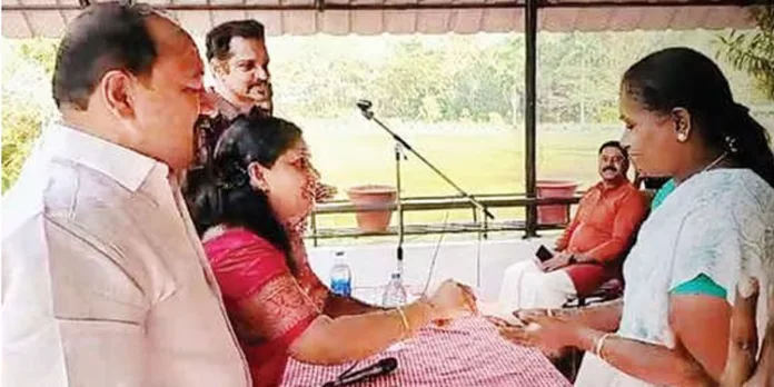 നഴ്സിങ് വിദ്യാർഥിനി ഗൗരിയുടെ സ്വപ്നങ്ങള്ക്ക് ചിറക് നല്കി ഗ്ലോബൽ അടൂര് നഴ്സിങ് വിദ്യാർഥിനി ഗൗരിയുടെ സ്വപ്നങ്ങള്ക്ക് ചിറക് നല്കി ഗ്ലോബൽ അടൂര്