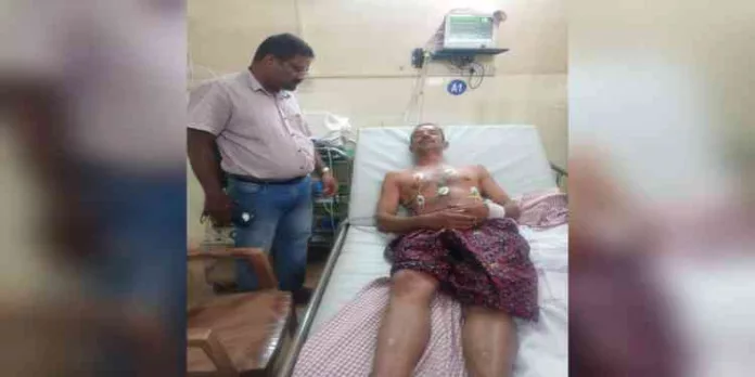 ഇടകടത്തിയിൽ തേനീച്ച ആക്രമണം ; രക്ഷയായത് ജൂനിയർ ഹെൽത്ത് ഇൻസ്പെക്ടറുടെ അവസരോചിതമായ ഇടപെടൽ ഇടകടത്തിയിൽ തേനീച്ച ആക്രമണം ; രക്ഷയായത് ജൂനിയർ ഹെൽത്ത് ഇൻസ്പെക്ടറുടെ അവസരോചിതമായ ഇടപെടൽ