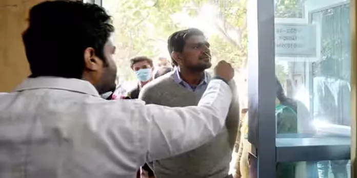 രാജ്യത്ത് കൊവിഡ് കേസുകള് വീണ്ടും കൂടി ; ഇന്നും 1000ന് മുകളില് രോഗികള് രാജ്യത്ത് കൊവിഡ് കേസുകള് വീണ്ടും കൂടി ; ഇന്നും 1000ന് മുകളില് രോഗികള്