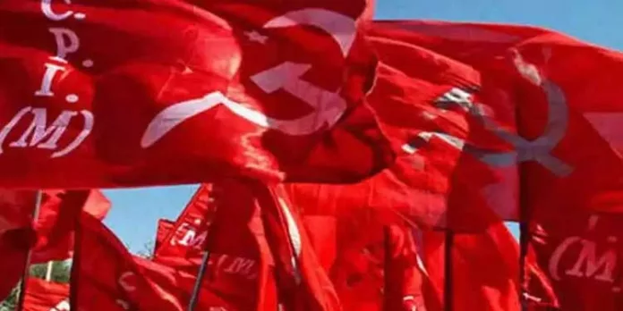 സ്ഥലം കണ്ടുകെട്ടിയതും ബാങ്ക് അക്കൗണ്ട് മരവിപ്പിച്ചതും അനാവശ്യ നടപടി, പിന്നിൽ രാഷ്ട്രീയം : വിമര്ശിച്ച് സിപിഎം സ്ഥലം കണ്ടുകെട്ടിയതും ബാങ്ക് അക്കൗണ്ട് മരവിപ്പിച്ചതും അനാവശ്യ നടപടി, പിന്നിൽ രാഷ്ട്രീയം : വിമര്ശിച്ച് സിപിഎം