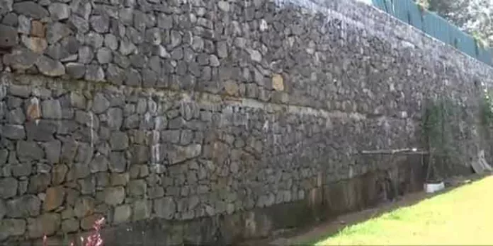 നരിയാപുരം മഹാദേവക്ഷേത്രത്തിന്റെ സംരക്ഷണഭിത്തി നിര്മിക്കുവാന് 30 ലക്ഷം രൂപയുടെ ഭരണാനുമതി നരിയാപുരം മഹാദേവക്ഷേത്രത്തിന്റെ സംരക്ഷണഭിത്തി നിര്മിക്കുവാന് 30 ലക്ഷം രൂപയുടെ ഭരണാനുമതി