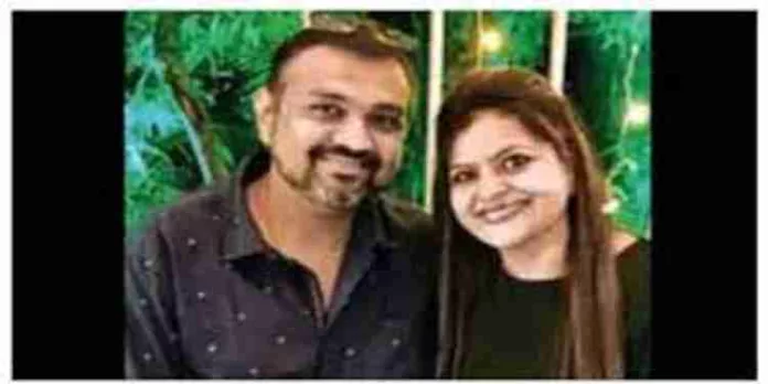 മുംബൈയിൽ ഫ്ലാറ്റിനുള്ളിൽ നവദമ്പതികളെ മരിച്ച നിലയിൽ കണ്ടെത്തിയ സംഭവത്തിൽ ദുരൂഹതയെന്ന് അന്വേഷണ സംഘം മുംബൈയിൽ ഫ്ലാറ്റിനുള്ളിൽ നവദമ്പതികളെ മരിച്ച നിലയിൽ കണ്ടെത്തിയ സംഭവത്തിൽ ദുരൂഹതയെന്ന് അന്വേഷണ സംഘം