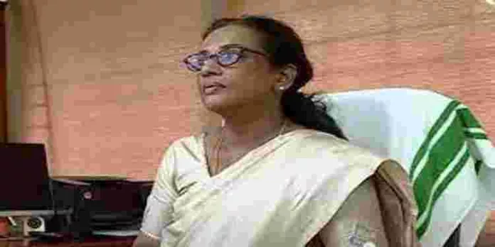 ഹാജരാകാന് കഴിയില്ലെന്ന് സിസ തോമസ് ; ഇന്ന് വിളിച്ച ഹിയറിംഗിന് എത്തിയില്ല ഹാജരാകാന് കഴിയില്ലെന്ന് സിസ തോമസ് ; ഇന്ന് വിളിച്ച ഹിയറിംഗിന് എത്തിയില്ല