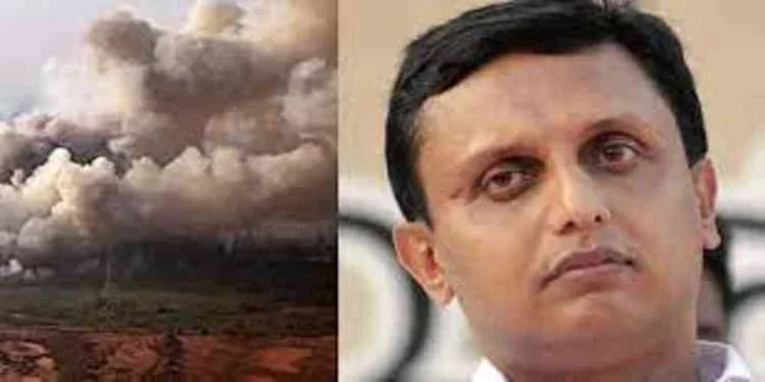 കൊച്ചി വിഷപ്പുക ടൂറിസം മേഖലയ്ക്ക് തിരിച്ചടി ; പൗരന്മാര്ക്ക് ജാഗ്രതാ നിര്ദ്ദേശം നല്കി വിദേശ മാധ്യമങ്ങള് കൊച്ചി വിഷപ്പുക ടൂറിസം മേഖലയ്ക്ക് തിരിച്ചടി ; പൗരന്മാര്ക്ക് ജാഗ്രതാ നിര്ദ്ദേശം നല്കി വിദേശ മാധ്യമങ്ങള്