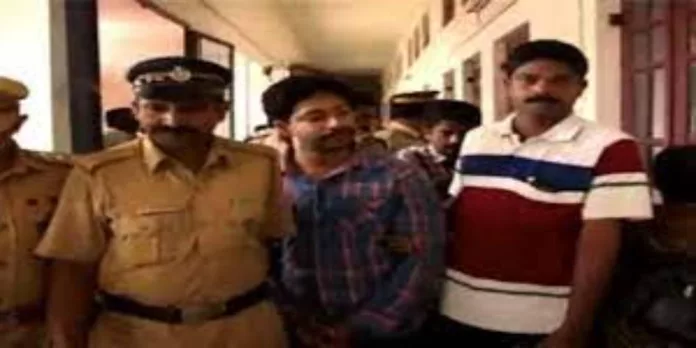 പഴയിടം ഇരട്ടക്കൊല; പ്രതി അരുൺ കുമാറിന് വധശിക്ഷ പഴയിടം ഇരട്ടക്കൊല; പ്രതി അരുൺ കുമാറിന് വധശിക്ഷ
