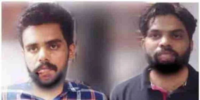 കൊറിയർ സർവീസിന്റെ മറവിൽ എംഡിഎംഎ വിൽപന ; എടച്ചേരിയിൽ രണ്ടു പേർ പോലീസിന്റെ പിടിയിൽ കൊറിയർ സർവീസിന്റെ മറവിൽ എംഡിഎംഎ വിൽപന ; എടച്ചേരിയിൽ രണ്ടു പേർ പോലീസിന്റെ പിടിയിൽ