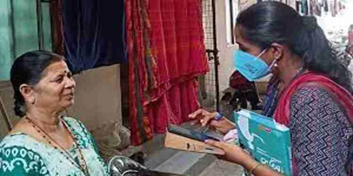 ബ്രഹ്മപുരം മാലിന്യ പ്ലാന്റിലെ അഗ്നിക്ക് ശമനം ; അകലാതെ ആശങ്ക … ആരോഗ്യസർവെ ആരംഭിച്ചു ബ്രഹ്മപുരം മാലിന്യ പ്ലാന്റിലെ അഗ്നിക്ക് ശമനം ; അകലാതെ ആശങ്ക … ആരോഗ്യസർവെ ആരംഭിച്ചു