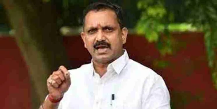 ലോകായുക്ത വിധി മുഖ്യമന്ത്രിയ്ക്ക് തിരിച്ചടി , അധികാരത്തിൽ കടിച്ച് തൂങ്ങാതെ രാജിവയ്ക്കണമെന്ന് കെ.സുരേന്ദ്രൻ ലോകായുക്ത വിധി മുഖ്യമന്ത്രിയ്ക്ക് തിരിച്ചടി , അധികാരത്തിൽ കടിച്ച് തൂങ്ങാതെ രാജിവയ്ക്കണമെന്ന് കെ.സുരേന്ദ്രൻ