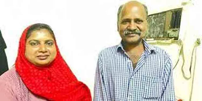 സ്പോണ്സര് കൈയൊഴിഞ്ഞതോടെ പുറത്തിറങ്ങാനാവാത്ത അവസ്ഥയില് കഴിഞ്ഞിരുന്ന പ്രവാസി ഒടുവില് നാട്ടിലേക്ക് മടങ്ങി സ്പോണ്സര് കൈയൊഴിഞ്ഞതോടെ പുറത്തിറങ്ങാനാവാത്ത അവസ്ഥയില് കഴിഞ്ഞിരുന്ന പ്രവാസി ഒടുവില് നാട്ടിലേക്ക് മടങ്ങി