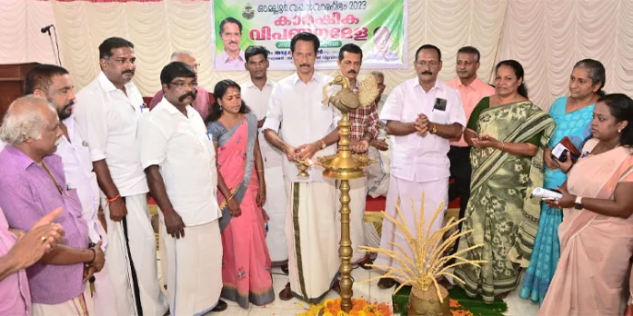 ഓമല്ലൂര് വയല് വാണിഭം കാര്ഷിക വിപണന മേളയും സെമിനാറും സംഘടിപ്പിച്ചു ഓമല്ലൂര് വയല് വാണിഭം കാര്ഷിക വിപണന മേളയും സെമിനാറും സംഘടിപ്പിച്ചു