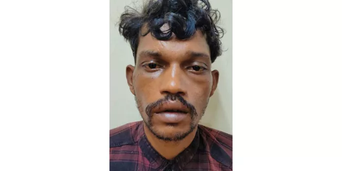 മോതിരം വാങ്ങാനെന്ന വ്യാജേന ജൂവലറിയിലെത്തി ; രണ്ടര പവൻറെ സ്വർണ്ണ നെക്ലെസസ് മോഷ്ടിച്ച പ്രതി അറസ്റ്റിൽ മോതിരം വാങ്ങാനെന്ന വ്യാജേന ജൂവലറിയിലെത്തി ; രണ്ടര പവൻറെ സ്വർണ്ണ നെക്ലെസസ് മോഷ്ടിച്ച പ്രതി അറസ്റ്റിൽ