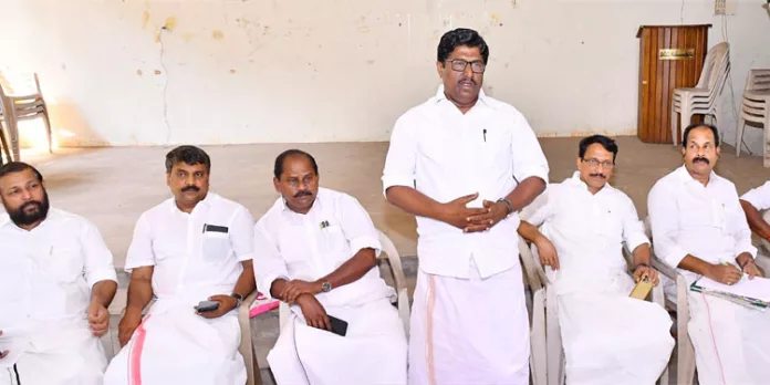 ഹാഥ് സേ ഹാഥ് ജോഡോ പദയാത്ര രാജ്യത്തെ എറ്റവും വലിയ ജനസംമ്പർക്ക പരിപാടി എം എം നസീർ ഹാഥ് സേ ഹാഥ് ജോഡോ പദയാത്ര രാജ്യത്തെ എറ്റവും വലിയ ജനസംമ്പർക്ക പരിപാടി എം എം നസീർ