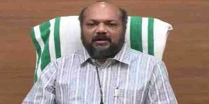 ബ്രഹ്മപുരത്തെ പുകയണയ്ക്കൽ അവസാന ഘട്ടത്തിലെന്ന് മന്ത്രി പി രാജീവ് ബ്രഹ്മപുരത്തെ പുകയണയ്ക്കൽ അവസാന ഘട്ടത്തിലെന്ന് മന്ത്രി പി രാജീവ്