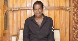 ഇന്നസെൻ്റ് മരിച്ചിട്ടില്ല; ദൂരെ എവിടെയോ ഒരു ഷൂട്ടിന് പോയതാണ് – സലിം കുമാറിൻ്റെ വൈകാരിക കുറിപ്പ് ഇന്നസെൻ്റ് മരിച്ചിട്ടില്ല; ദൂരെ എവിടെയോ ഒരു ഷൂട്ടിന് പോയതാണ് – സലിം കുമാറിൻ്റെ വൈകാരിക കുറിപ്പ്