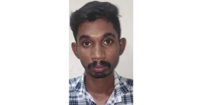 മാരൂരിലെ വീട്ടമ്മയുടെ കൊലപാതകം : മുഴുവൻ പ്രതികളെയും പിടികൂടി അടൂർ പോലീസ് മാരൂരിലെ വീട്ടമ്മയുടെ കൊലപാതകം : മുഴുവൻ പ്രതികളെയും പിടികൂടി അടൂർ പോലീസ്