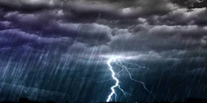 മഴയ്ക്കൊപ്പം ഇടിമിന്നലും ; സംസ്ഥാനത്ത് 31 വരെ മുന്നറിയിപ്പ് മഴയ്ക്കൊപ്പം ഇടിമിന്നലും ; സംസ്ഥാനത്ത് 31 വരെ മുന്നറിയിപ്പ്