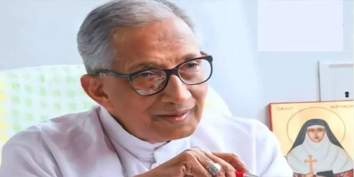 ചങ്ങാനാശേരി അതിരൂപത മുൻ ആർച്ച് ബിഷപ്പ് മാർ ജോസഫ് പൗവ്വത്തിൽ അന്തരിച്ചു ചങ്ങാനാശേരി അതിരൂപത മുൻ ആർച്ച് ബിഷപ്പ് മാർ ജോസഫ് പൗവ്വത്തിൽ അന്തരിച്ചു