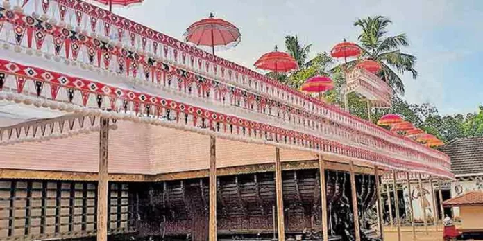 കുരമ്പാല പുത്തൻകാവിൽ ഭഗവതി ക്ഷേത്രത്തിൽ ചൂരൽ ഉരുളിച്ചയ്ക്കുള്ള ഒരുക്കങ്ങള് അന്തിമഘട്ടത്തിൽ കുരമ്പാല പുത്തൻകാവിൽ ഭഗവതി ക്ഷേത്രത്തിൽ ചൂരൽ ഉരുളിച്ചയ്ക്കുള്ള ഒരുക്കങ്ങള് അന്തിമഘട്ടത്തിൽ