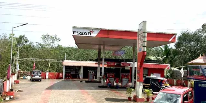 മല്ലശ്ശേരി പെട്രോള് പമ്പില് പട്ടാപ്പകല് ഗുണ്ടാവിളയാട്ടം ; നാലു ജീവനക്കാര്ക്ക് പരിക്ക് – മാനേജരുടെ നില ഗുരുതരം മല്ലശ്ശേരി പെട്രോള് പമ്പില് പട്ടാപ്പകല് ഗുണ്ടാവിളയാട്ടം ; നാലു ജീവനക്കാര്ക്ക് പരിക്ക് – മാനേജരുടെ നില ഗുരുതരം