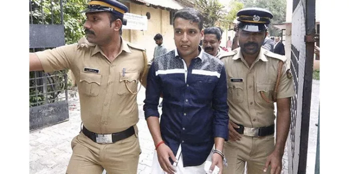 ആവർത്തിച്ചുള്ള ജാമ്യാപേക്ഷ, നടിയെ ആക്രമിച്ച കേസിലെ മുഖ്യപ്രതി സുനിക്ക് വിധിച്ച പിഴ സ്റ്റേ ചെയ്ത് സുപ്രീംകോടതി ആവർത്തിച്ചുള്ള ജാമ്യാപേക്ഷ, നടിയെ ആക്രമിച്ച കേസിലെ മുഖ്യപ്രതി സുനിക്ക് വിധിച്ച പിഴ സ്റ്റേ ചെയ്ത് സുപ്രീംകോടതി