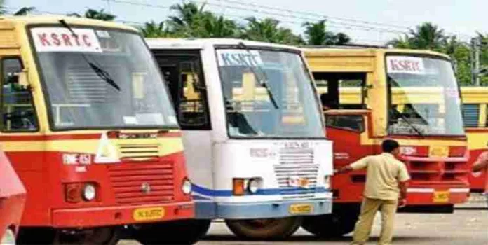 സർവീസുകളിലെ വരുമാന ചോർച്ച തടയാൻ കെഎസ്ആർടിസി ; ടിക്കറ്റ് പരിശോധന ശക്തമാകും സർവീസുകളിലെ വരുമാന ചോർച്ച തടയാൻ കെഎസ്ആർടിസി ; ടിക്കറ്റ് പരിശോധന ശക്തമാകും