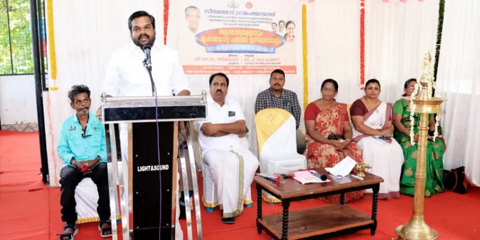 ആരോഗ്യ മേളയും ഏകാരോഗ്യ പദ്ധതിയും ഉദ്ഘാടനം ചെയ്തു ആരോഗ്യ മേളയും ഏകാരോഗ്യ പദ്ധതിയും ഉദ്ഘാടനം ചെയ്തു