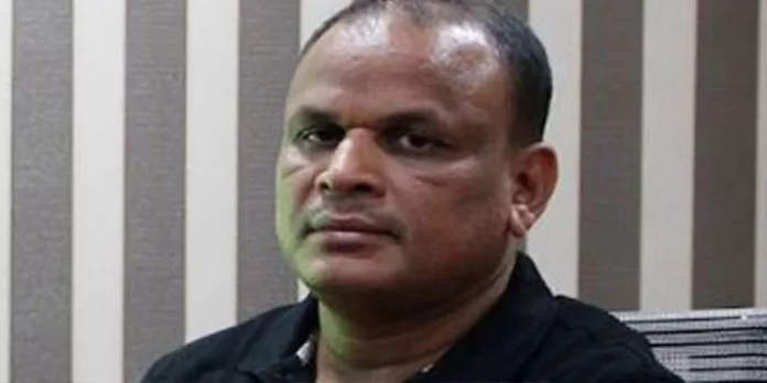 ലൈഫ് മിഷന് കോഴക്കേസ് ; യൂണിടാക് എംഡി സന്തോഷ് ഈപ്പനെ ഇ.ഡി കസ്റ്റഡിയില് വിട്ടു ലൈഫ് മിഷന് കോഴക്കേസ് ; യൂണിടാക് എംഡി സന്തോഷ് ഈപ്പനെ ഇ.ഡി കസ്റ്റഡിയില് വിട്ടു