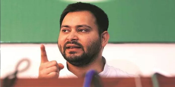അഴിമതിക്കേസ് ; തേജസ്വി യാദവ് സിബിഐക്ക് മുന്നില് ഹാജരായി അഴിമതിക്കേസ് ; തേജസ്വി യാദവ് സിബിഐക്ക് മുന്നില് ഹാജരായി
