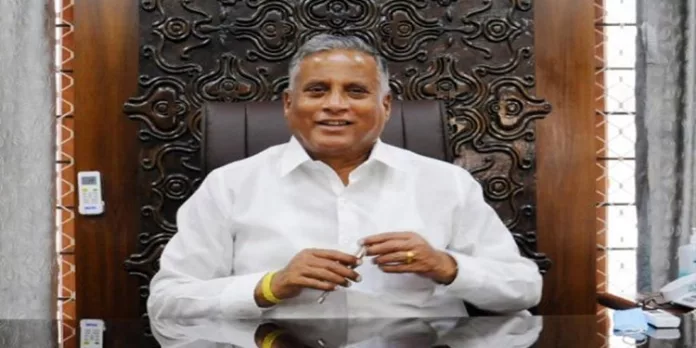 സ്ഥാനാര്ത്ഥിത്വം പിന്വലിക്കാന് കൈക്കൂലി വാഗ്ദാനം ചെയ്തു ; മന്ത്രിക്കെതിരെ കേസ് സ്ഥാനാര്ത്ഥിത്വം പിന്വലിക്കാന് കൈക്കൂലി വാഗ്ദാനം ചെയ്തു ; മന്ത്രിക്കെതിരെ കേസ്